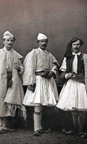 (1. right) middle-class Albanian man from Janina; (2. centre) lower class Albanian man from Janina; (3. left) peasant man from around Janina (source: Les Costumes populaires de la Turquie en 1873, Constantinople 1873, plate 19)