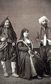 (1. left) man from Mostar; (2. right) town-dweller from Sarajevo; (3. centre) woman from Sarajevo (source: Les Costumes populaires de la Turquie en 1873, Constantinople 1873, plate 23)