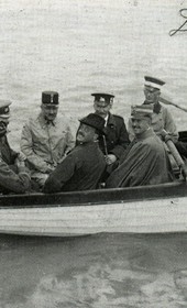 MSG007: Durrës: Italian, Austrian, German, French and Dutch officials landing in Durrës in an Italian navy launch, March 1914 (Marquis di San Giuliano Photo Collection).