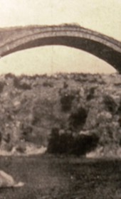 B036: The Fshaj Bridge over the White Drin in Kosovo (Photo: Alexandre Baschmakoff, September 1908).