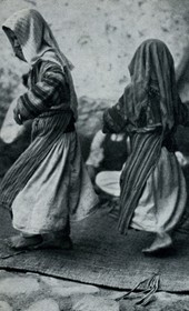 HAB05: “Girls in Gjonëm in a dance of joy” (Photo: Hugo Bernatzik, 1929).