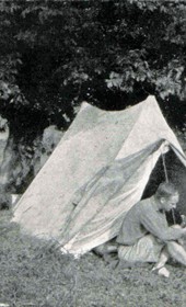 HAB92: Hugo Bernatzik with his tent and kayak (Photo: Hugo Bernatzik, 1929).