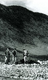 “View showing the bare landscape, characteristic of much of the highlands traversed by Coon’s expedition” (Photo: Carleton Coon 1929).