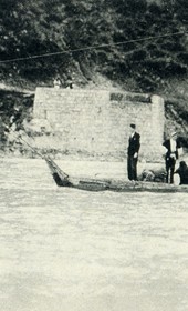 Raft serving as a ferry on the Drin River between Luma and Mal i Zi (Photo: Carleton Coon 1929).