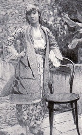 AD029: "Indoor clothing of Albanian Muslim women" (Photo: Alexandre Degrand, 1890s).