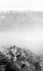 WF009:
View of Gjirokastra (Photo: Wilfried Fiedler, 1956)