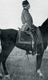 Jäckh113: “General Shefket Torgut Pasha reviewing the troops” (Photo: Ernst Jäckh, ca. 1910).