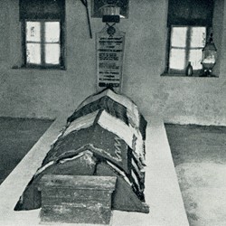 WKL1942_009b | A Bektashi grave in Kruja (Photo 1941-1942).