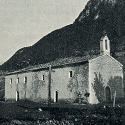 EL1909.031: "The church of Preçaj" (Photo: Erich Liebert, 1909).