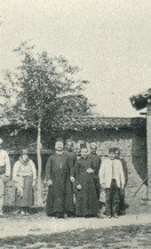 GLJ070B: "Gjakova: the Albanian Catholic priest" (Photo: Gabriel Louis-Jaray, 1909).