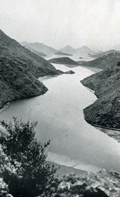 EVL085: Northern end of Lake Shkodra near Rijeka Crnojevica in Montenegro (Photo: Erich von Luckwald, ca. 1936).