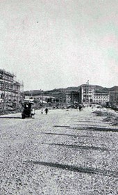 EVL117: The main thoroughfare of Tirana, Viale dell’ Impero, under construction in 1939-1940 during the Italian occupation, with Hotel Dajti on the left (Photo: Erich von Luckwald, ca. 1941).