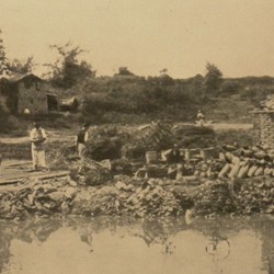 FMG006: A pottery workshop near Tirana, Albania (photo: Friedrich Markgraf, 1924-1928).