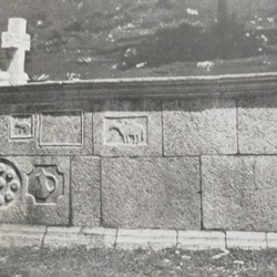 FMG054: A stone tomb at Kreja e Lurës in the Dibra region of Albania (photo: Friedrich Markgraf, 1924-1928).