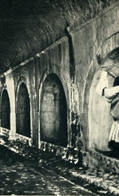 GM003: Tunnel entrance to the fortress of Shkodra (Photo: Giuseppe Massani, 1940).