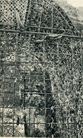 GM004: Tomb of the Bey of Shkodra, at the entrance to the fortress of Shkodra (Photo: Giuseppe Massani, 1940).