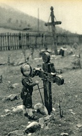 GM034: The cemetery of Boga (Photo: Giuseppe Massani, 1940).