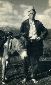 GM071: Young barefoot peasant with a mule near Elbasan (Photo: Giuseppe Massani, 1940).