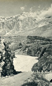 GM084: View of the mountains around Mount Çika in Himara (Photo: Giuseppe Massani, 1940).