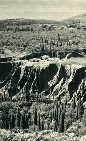 GM094: Landscape in Himara (Photo: Giuseppe Massani, 1940).