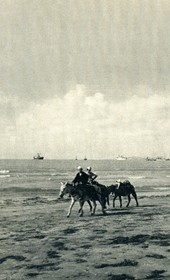 GM124: The Bay of Vlora (Photo: Giuseppe Massani, 1940).