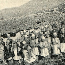 CP086: Muslim schoolboys in Dukat, south of Vlora, Albania (photo: Carl Patsch, 7 May 1900).