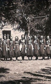 THR023: Dardha: Women in a line doing their traditional Dardha Dance (Photo: Thimi Raci, 1951).