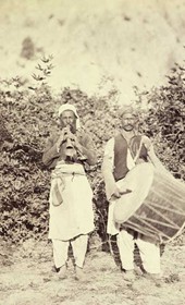 Josef Székely VUES IV 41098
Zigeuner aus Mazedonien, stehend. Oktober 1863
