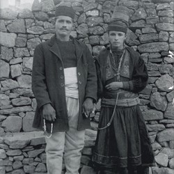 DhV004: A couple in the traditional dress of the Kolonja countryside, Albania (photo: Dhimitër Vangjeli).