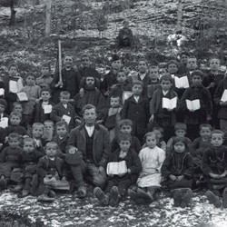 DhV006: Schoolchildren and their teacher in Borova in 1921. Kolonja, Albania (photo: Dhimitër Vangjeli).